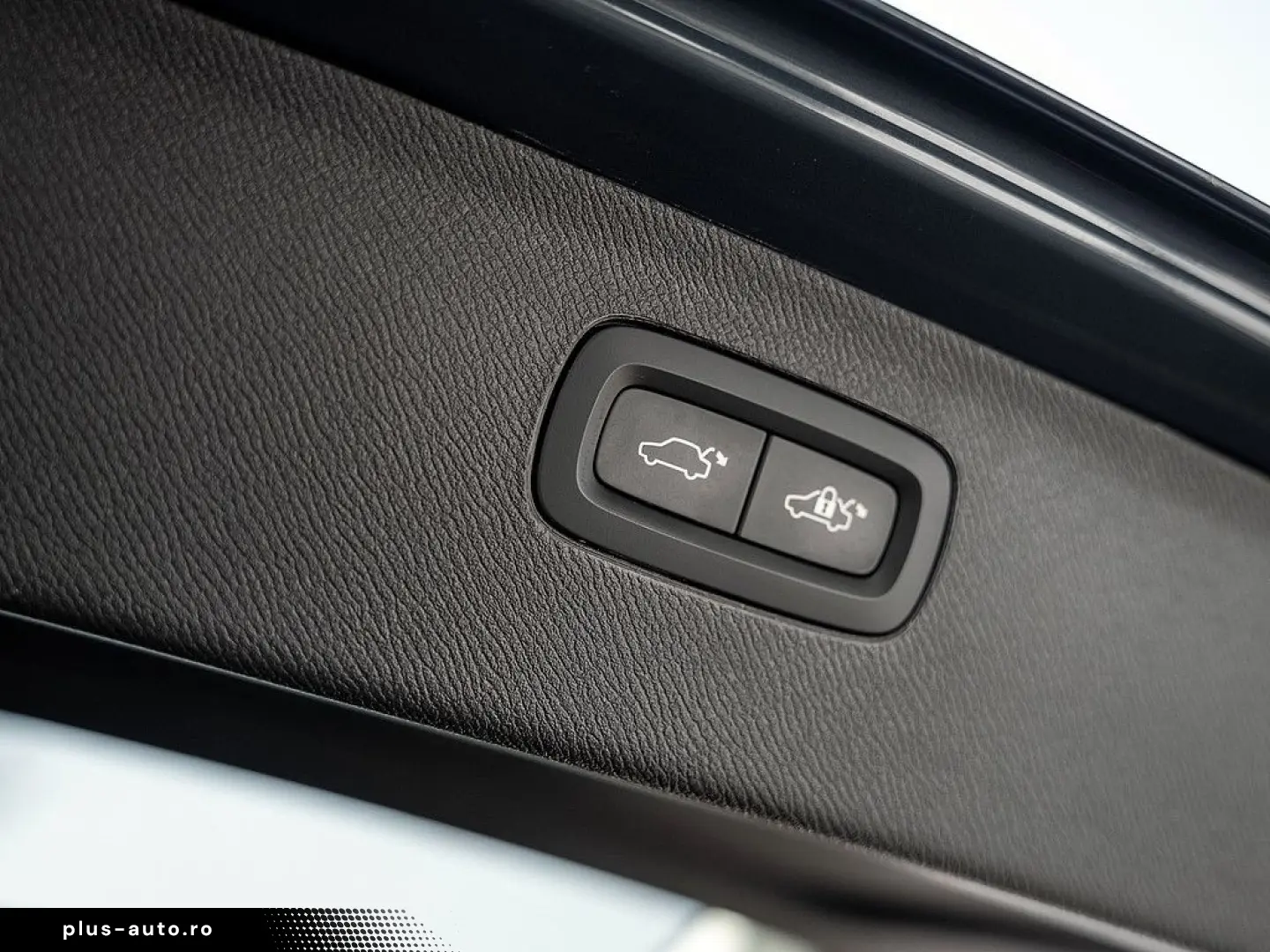 VOLVO XC90 T8 AWD Plus Dark