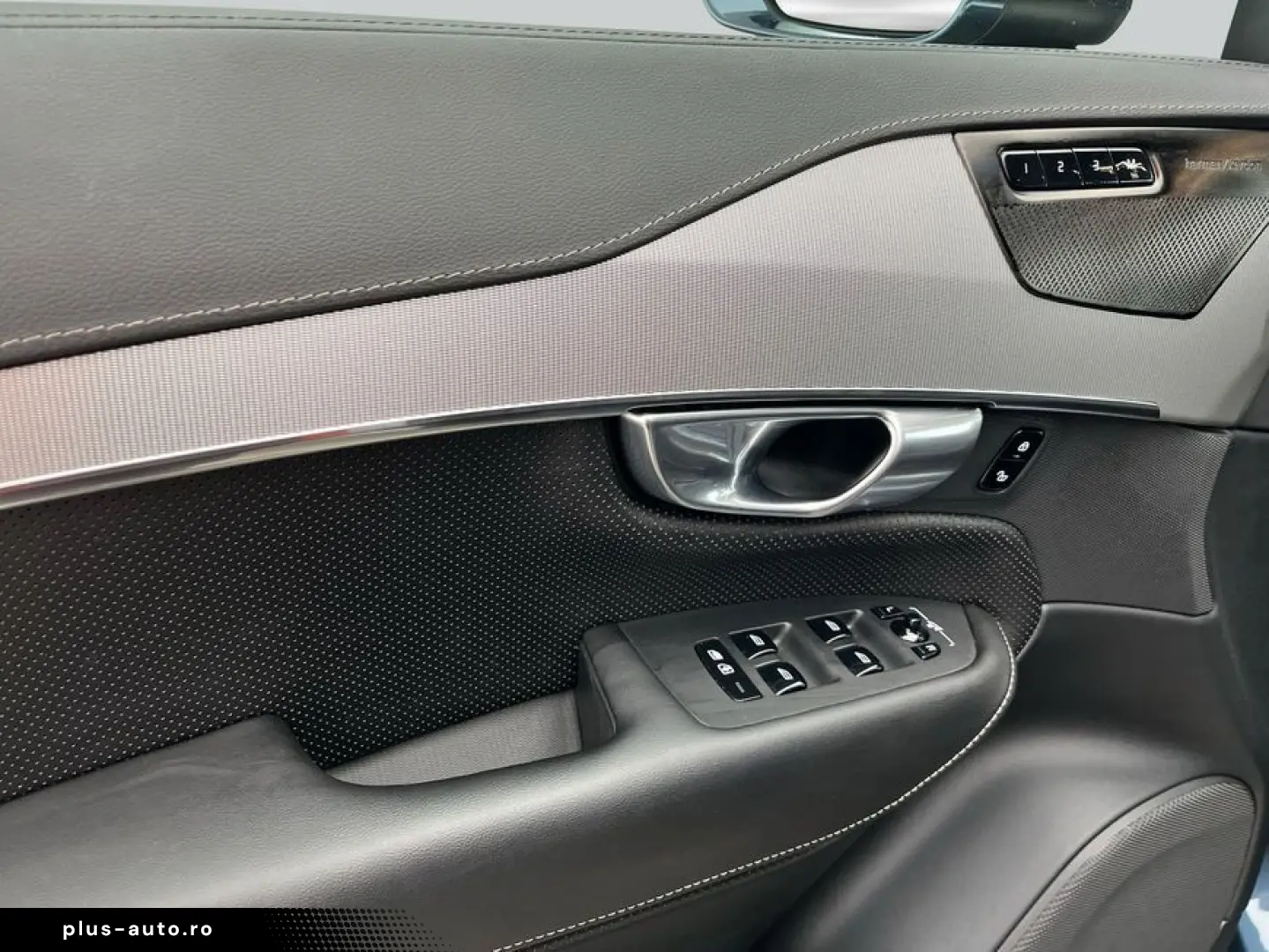 VOLVO XC90 T8 AWD Recharge Plus Bright