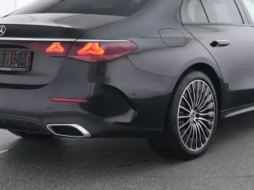 MERCEDES-BENZ E 300 e  AMG Night Distronic 20'&&hellip;