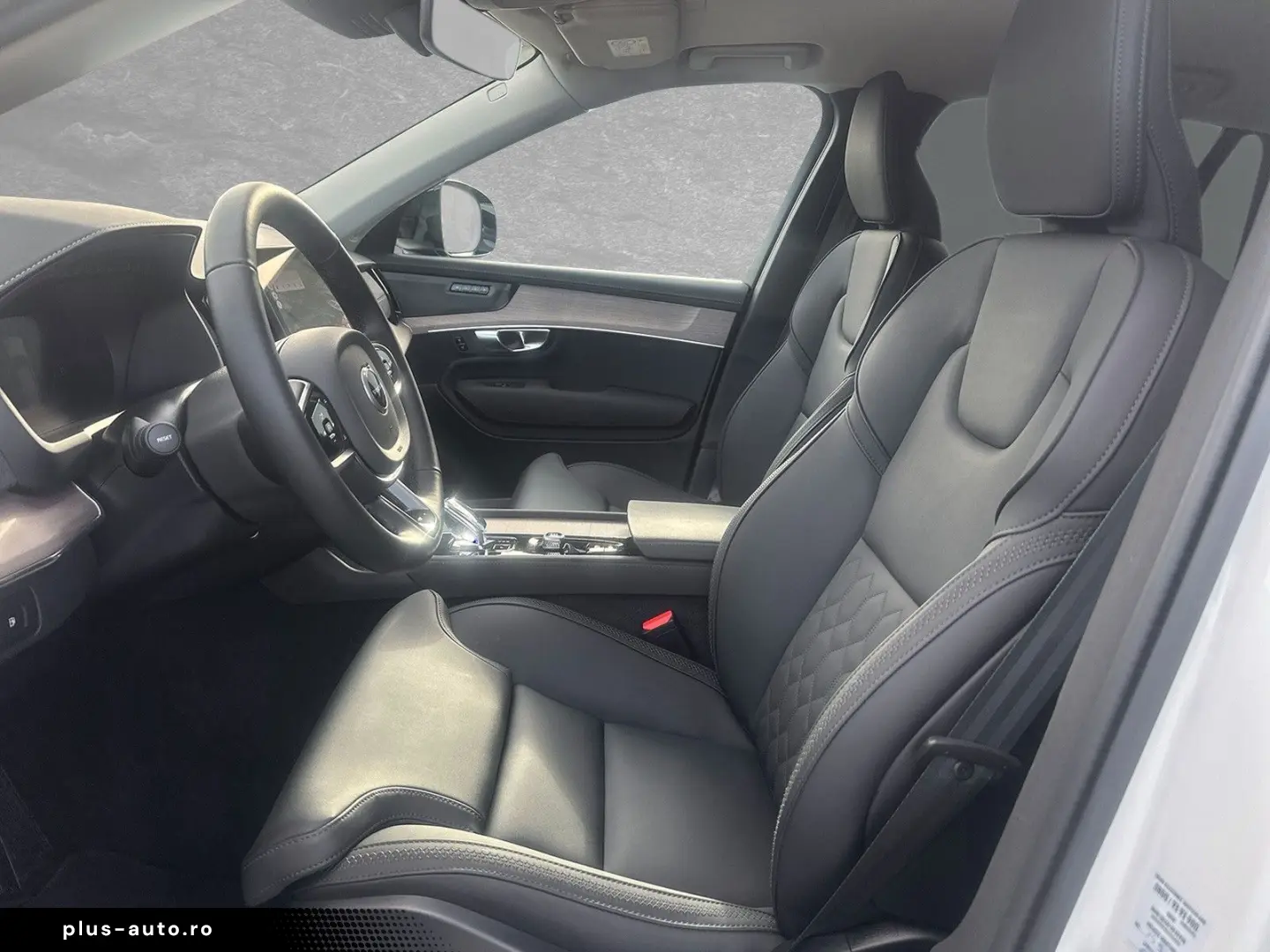 VOLVO XC90 T8 AWD Plus Dark