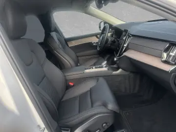 VOLVO XC90 T8 AWD Plus Dark