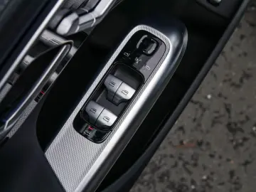 MERCEDES-BENZ E 200 Limousine AMG-Sport AHK DIGITAL &hellip;