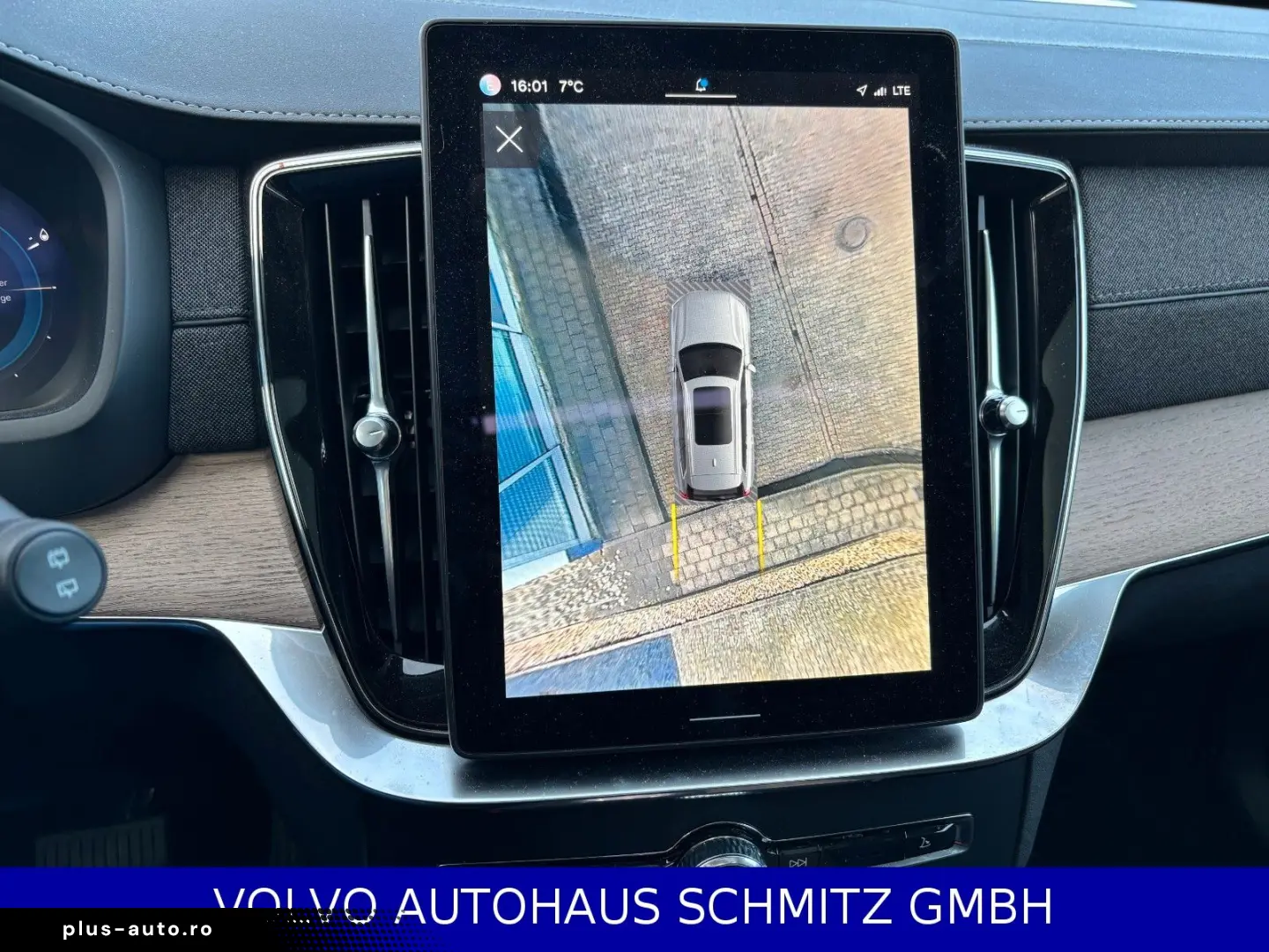 VOLVO XC90 T8 Plus Bright Plug-In Hybrid