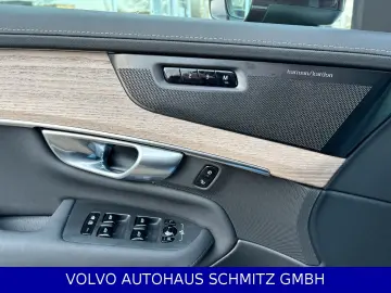 VOLVO XC90 T8 Plus Bright Plug-In Hybrid