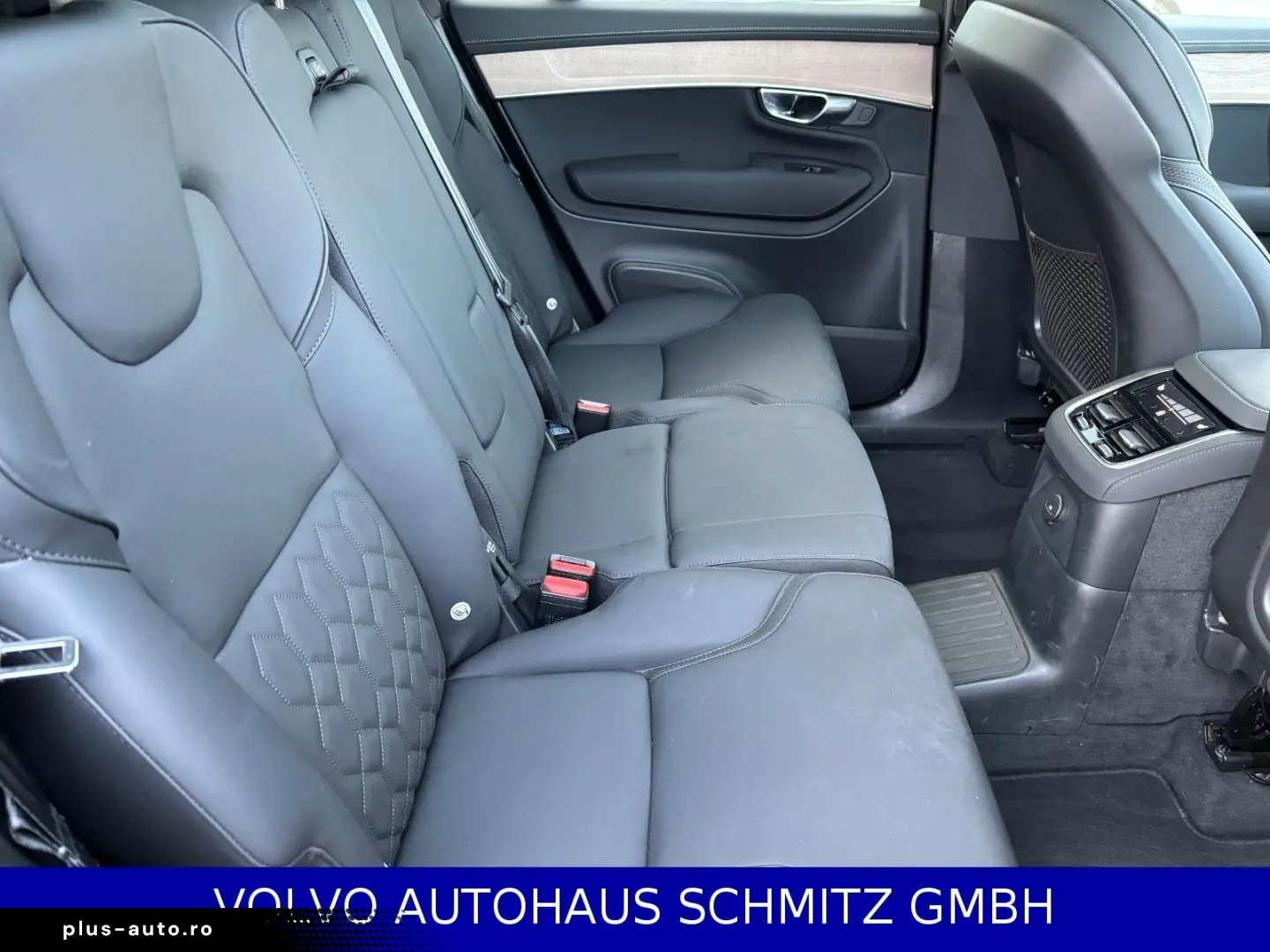 VOLVO XC90 T8 Plus Bright Plug-In Hybrid