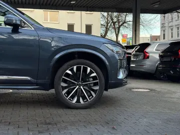 VOLVO XC90 T8 Plus Bright