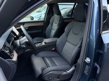 VOLVO XC90 T8 Plus Bright