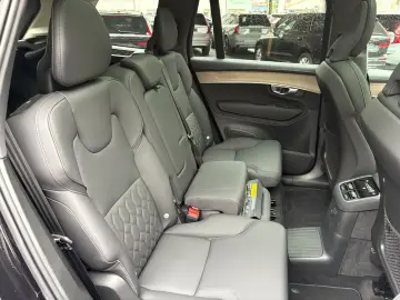 VOLVO XC90 T8 Plus Bright Facelift