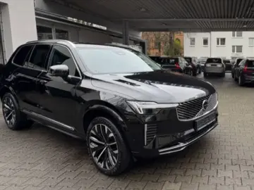 VOLVO XC90 T8 Plus Bright Facelift