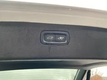 VOLVO XC90 T8 Plus Bright