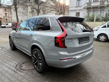 VOLVO XC90 T8 Plus Bright Facelift