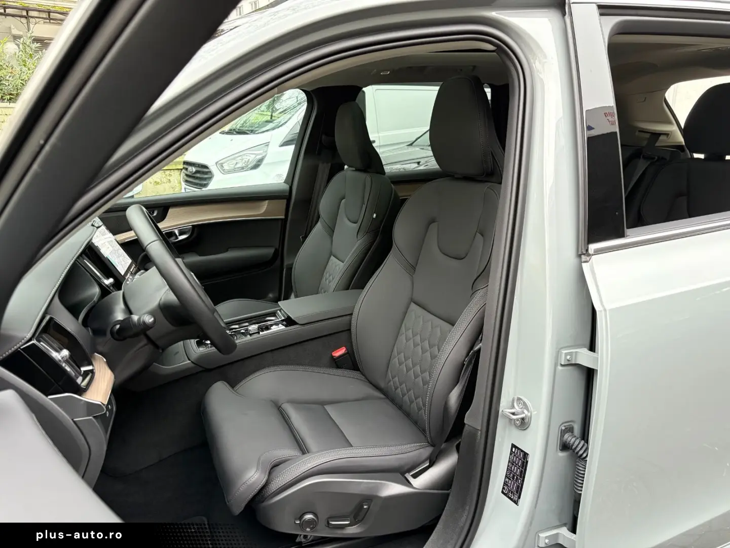 VOLVO XC90 T8 Plus Bright Facelift