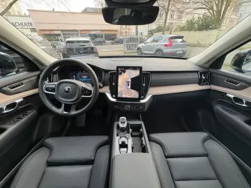 VOLVO XC90 T8 Plus Bright Facelift