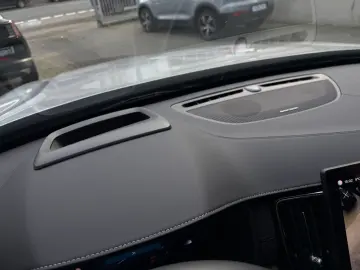 VOLVO XC90 T8 Plus Bright Facelift