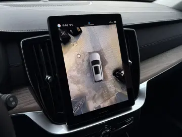 VOLVO XC90 T8 Plus Bright Facelift