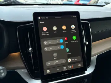 VOLVO XC90 T8 Plus Bright Facelift