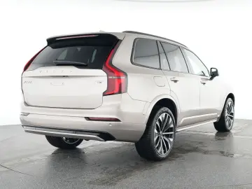 VOLVO XC90 T8 Plus Dark
