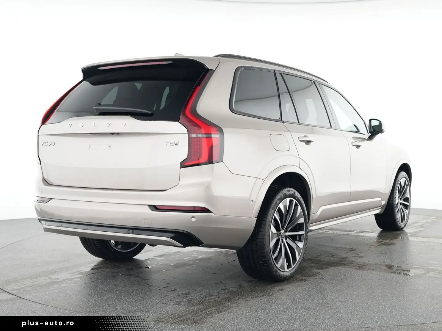 VOLVO XC90 T8 Plus Dark