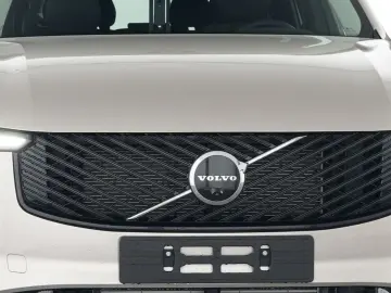 VOLVO XC90 T8 Plus Dark