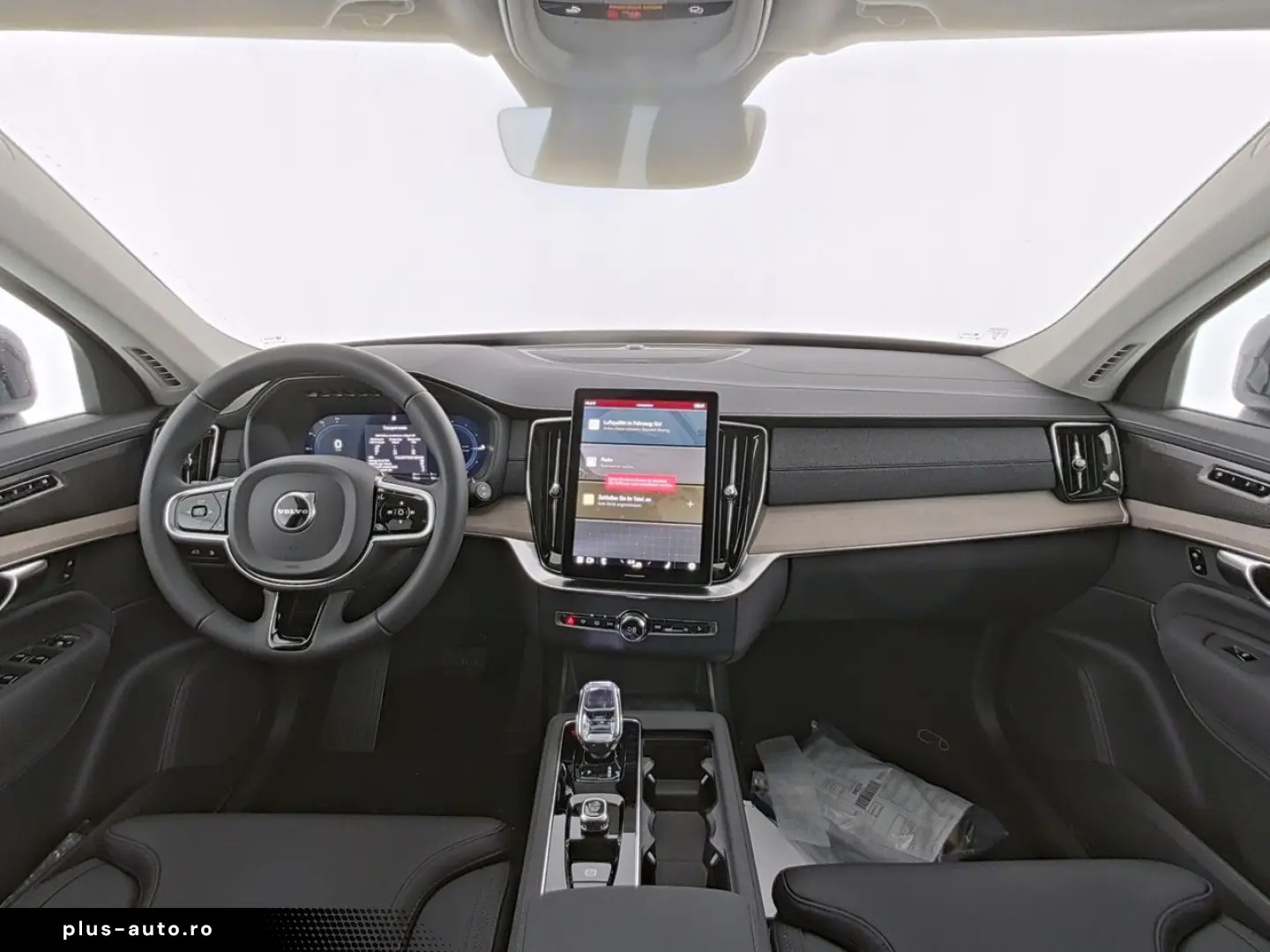 VOLVO XC90 T8 Plus Dark