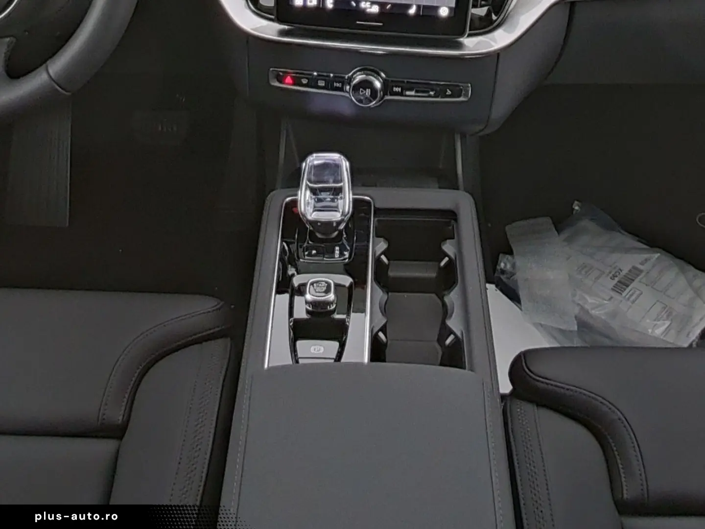 VOLVO XC90 T8 Plus Dark