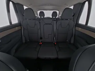 VOLVO XC90 T8 Plus Dark