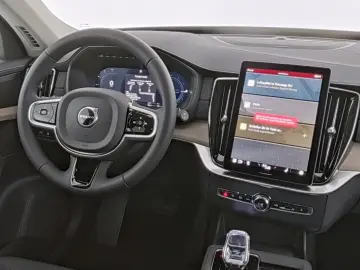 VOLVO XC90 T8 Plus Dark