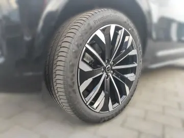 VOLVO XC90 T8 Plus Bright Plug-In Hybrid AWD