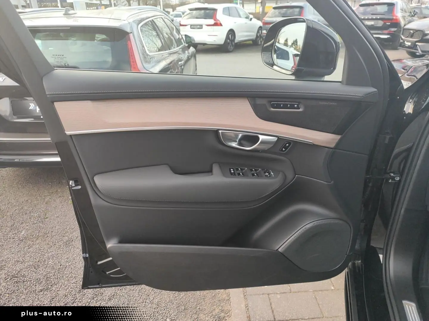 VOLVO XC90 T8 Plus Bright Plug-In Hybrid AWD