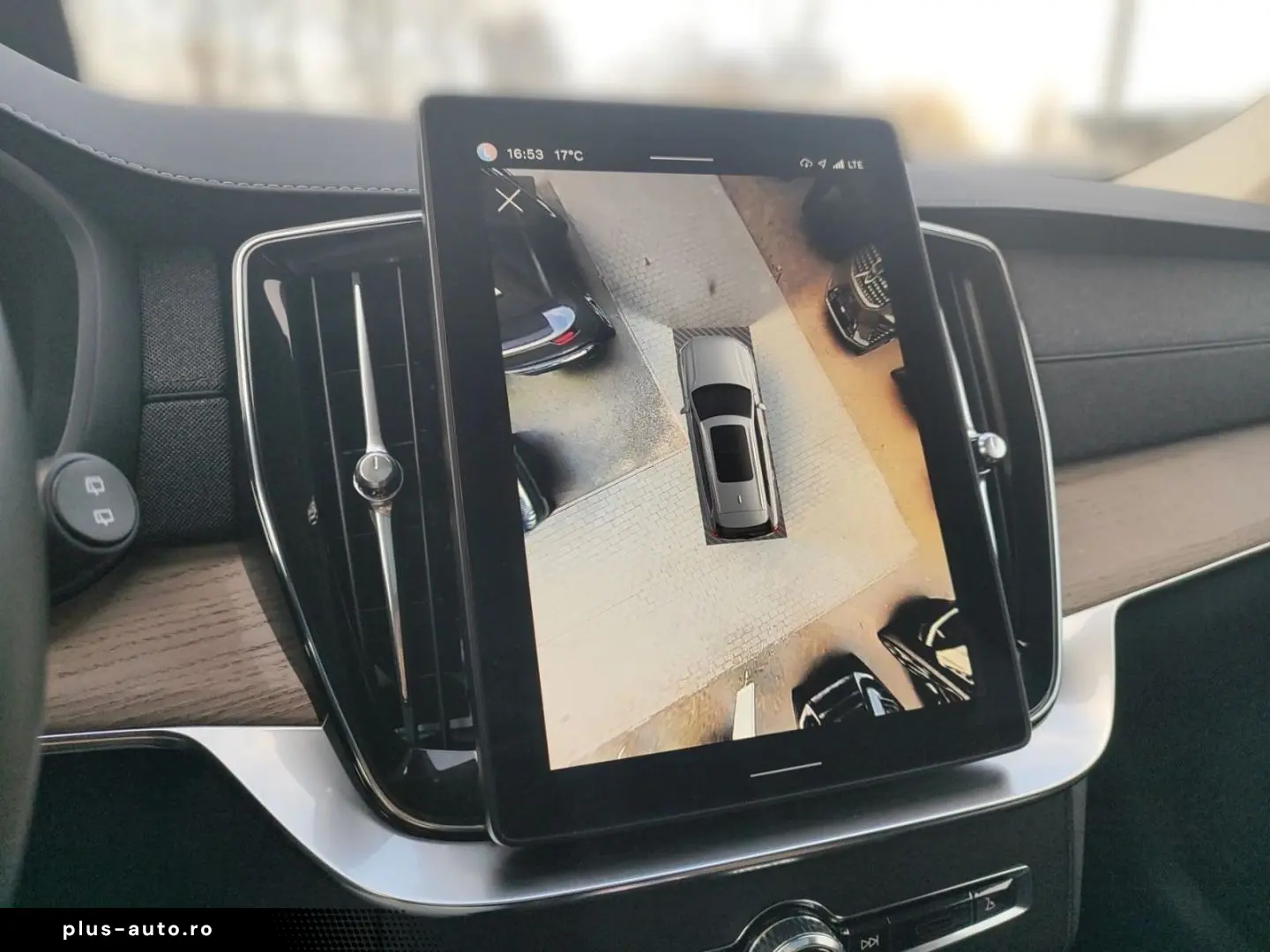 VOLVO XC90 T8 Plus Bright Plug-In Hybrid AWD