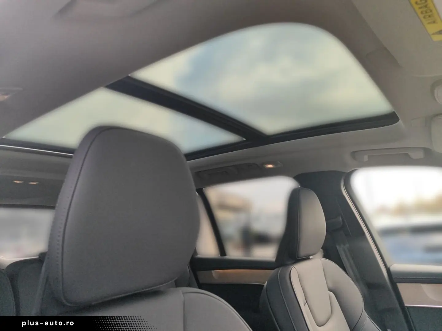 VOLVO XC90 T8 Plus Bright Plug-In Hybrid AWD