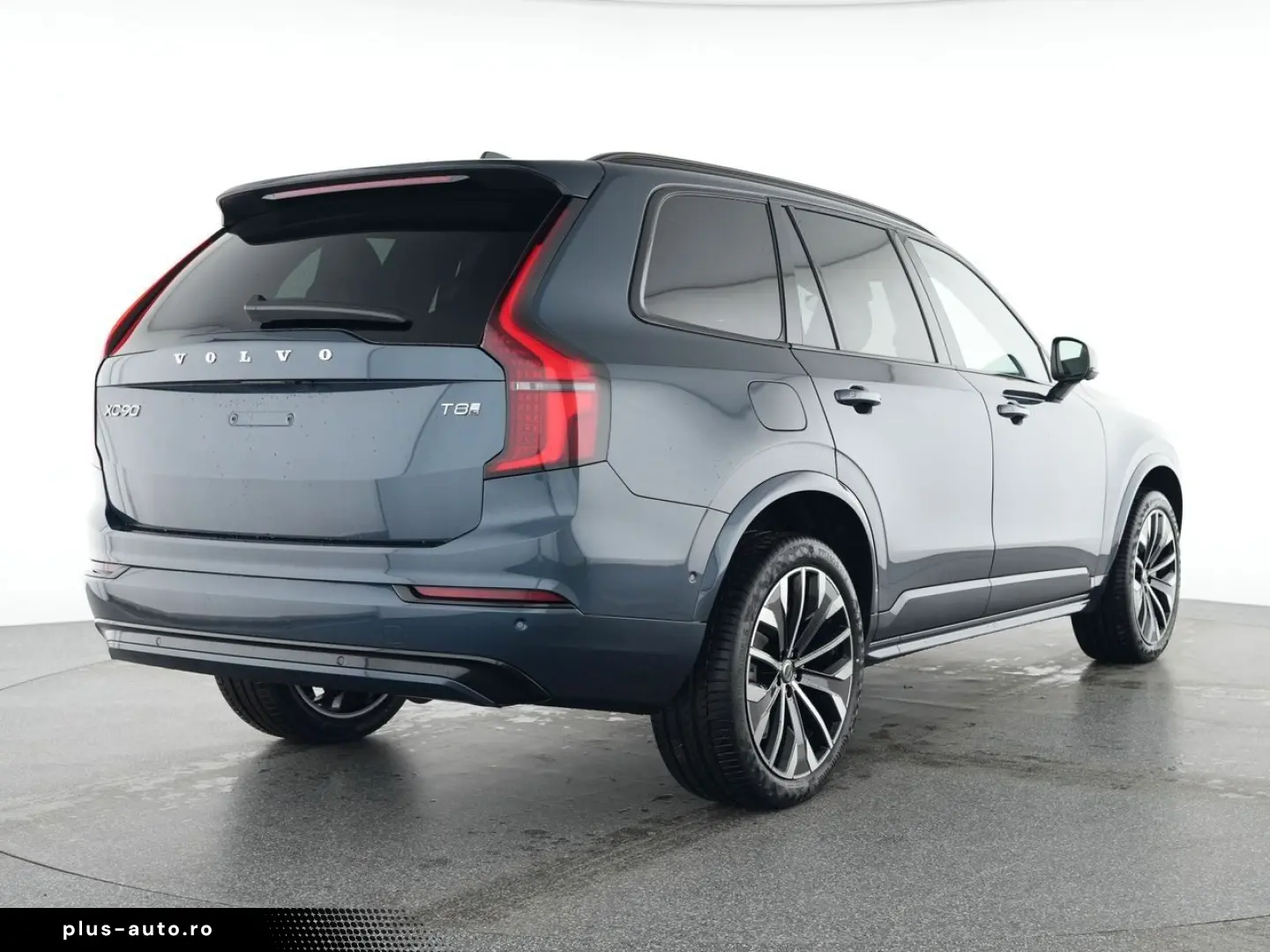 VOLVO XC 90 T8 Plus Dark Recharge Plug-In Hybrid AWD