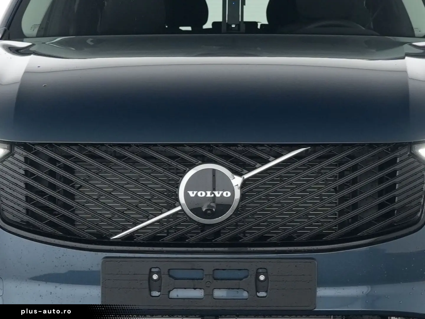 VOLVO XC 90 T8 Plus Dark Recharge Plug-In Hybrid AWD