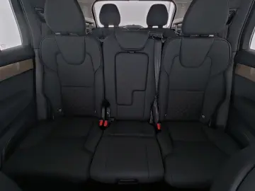 VOLVO XC 90 T8 Plus Dark Recharge Plug-In Hybrid AWD