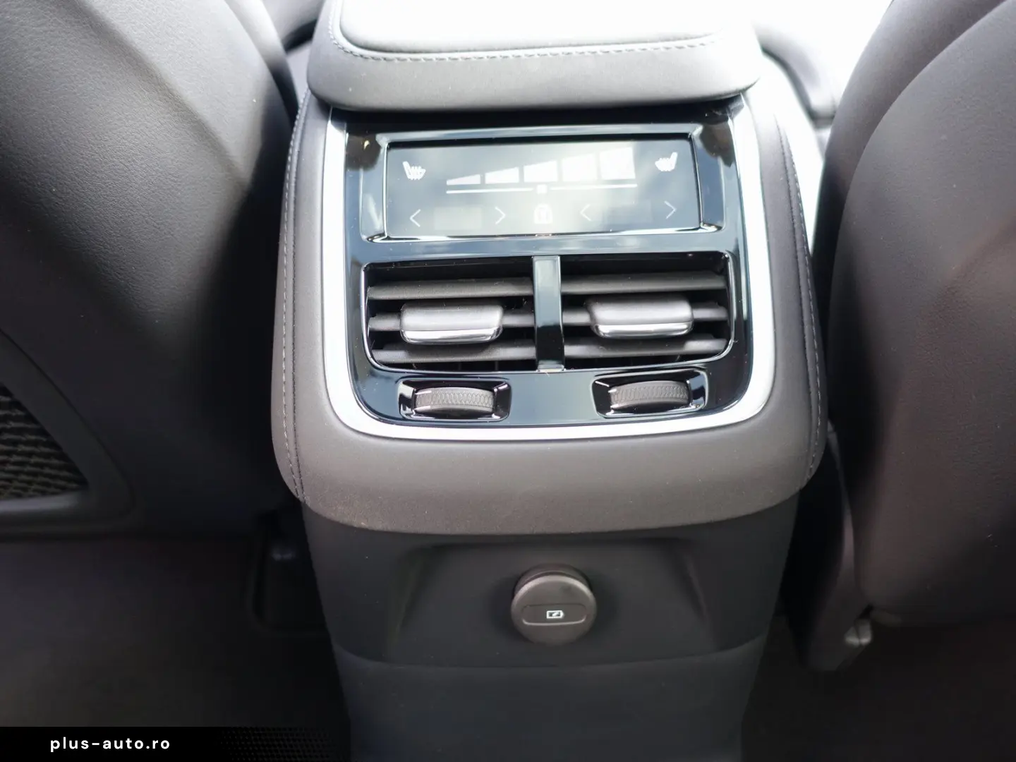 VOLVO XC90 Plus Dark T8 AWD Plug-in hybrid