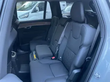 VOLVO XC90 T8 Plus Dark