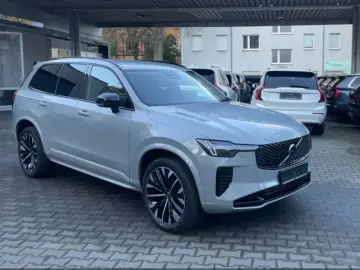 VOLVO XC90 T8 Plus Dark