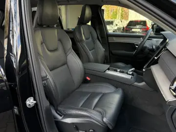 VOLVO XC90 T8 Plus Bright He-Up B&W Nappa 360  PANO