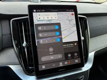 VOLVO XC90 T8 Plus Bright He-Up B&W Nappa 360  PANO