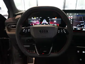 Audi SQ5 TFSI quattro   Pano   HuD  Carbon   B&O
