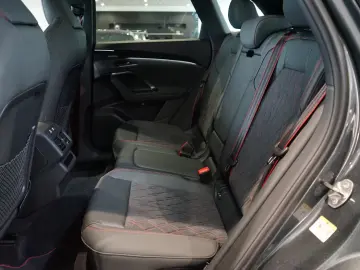 Audi SQ5 TFSI quattro   Pano   HuD  Carbon   B&O