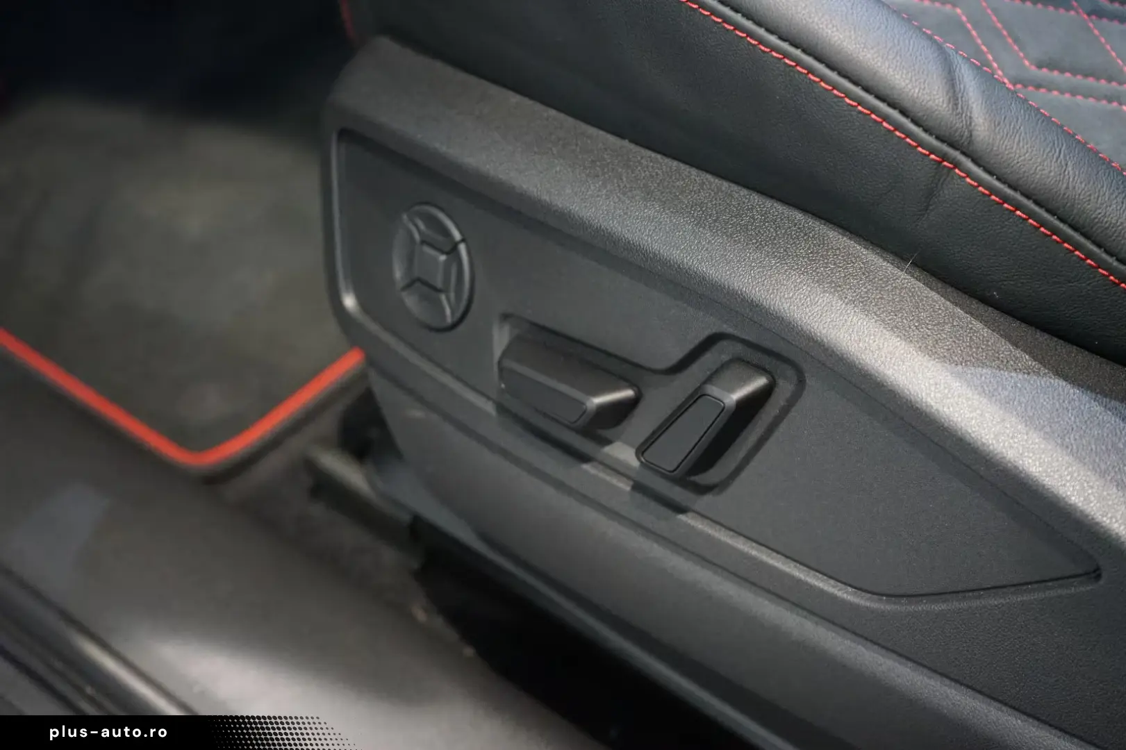 Audi SQ5 TFSI quattro   Pano   HuD  Carbon   B&O