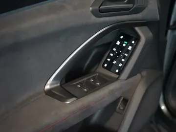 Audi SQ5 TFSI quattro   Pano   HuD  Carbon   B&O