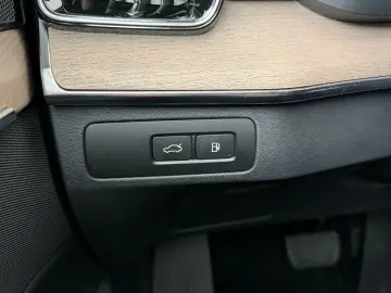 VOLVO XC90 T8 AWD Plus Bright AWD