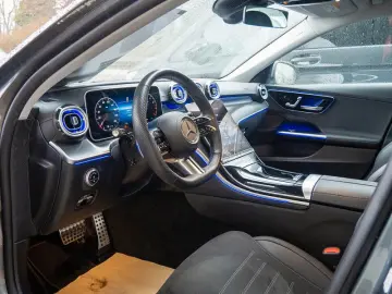 MERCEDES-BENZ C 180   AMG MEMO KAMERA SPUR PDC SHZ