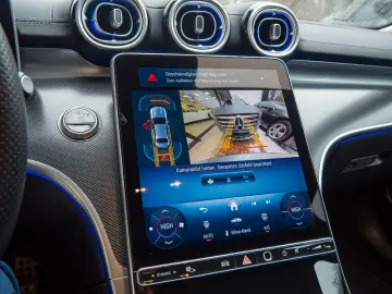 MERCEDES-BENZ C 180   AMG MEMO KAMERA SPUR PDC SHZ