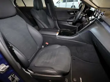 MERCEDES-BENZ C 180 AMG Edition  DISTRONIC 360 MEMORY 18