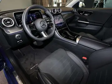 MERCEDES-BENZ C 180 AMG Edition  DISTRONIC 360 MEMORY 18