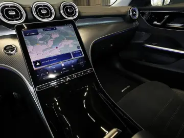 MERCEDES-BENZ C 180 AMG Edition  DISTRONIC 360 MEMORY 18