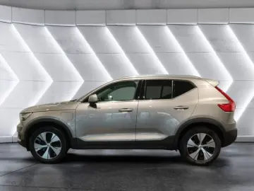 VOLVO XC40 Plug-In Hybrid 2WD Recharge T4